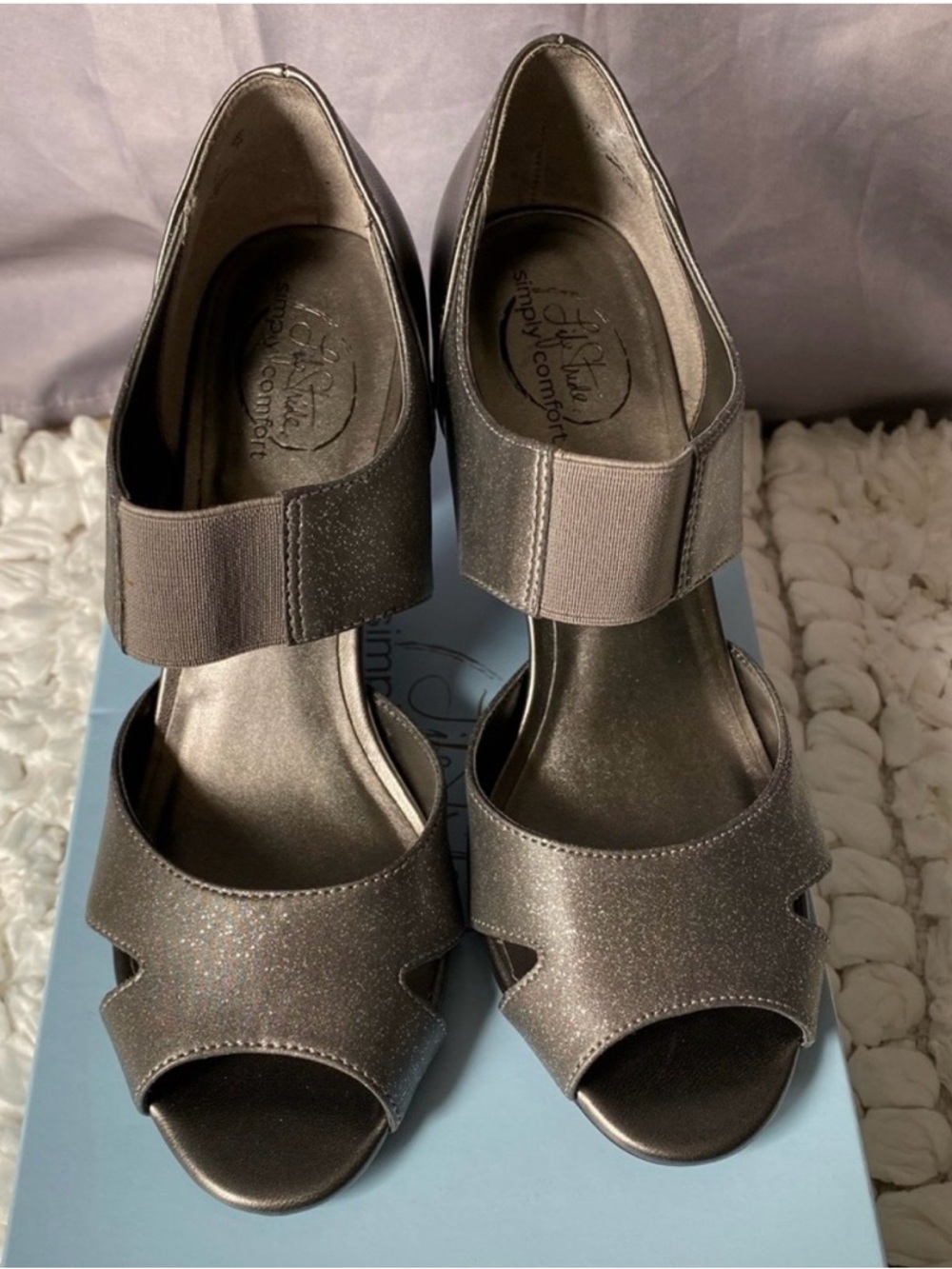 Life Stride Simply Comfort Cielo Sandals